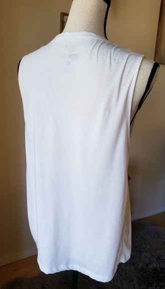 Fox Tank - Picture 2 of 4